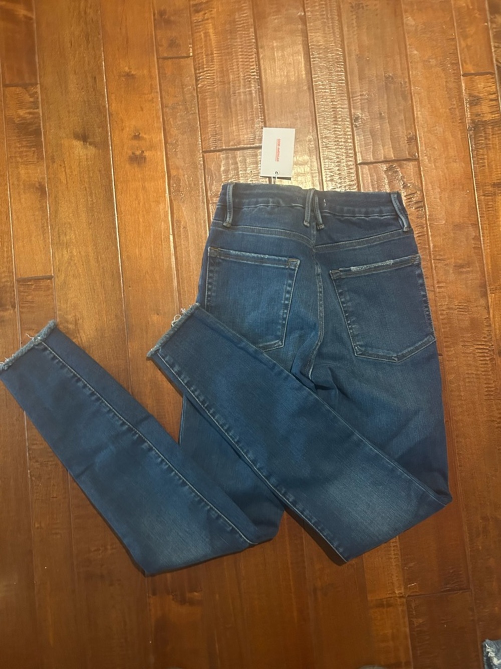 NWT Good American High-Rise Skinny Jeans (sz 2/26)